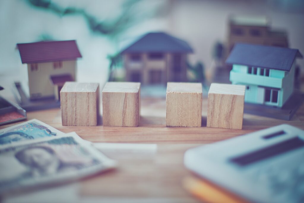 【徹底比較】任意売却と競売の違いとは？住宅ローン滞納時の回避策と期限を解説