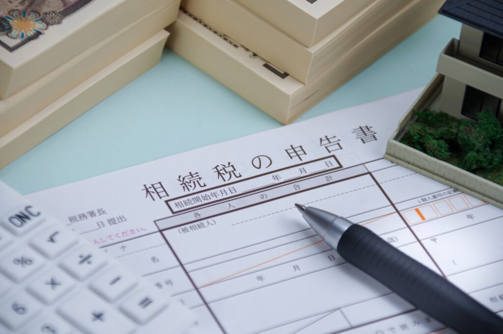 土地の相続税を計算する方法は？評価額の算出法や控除を徹底解説
